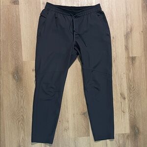 lululemon athletica Men's Dark Gray License to train joggers